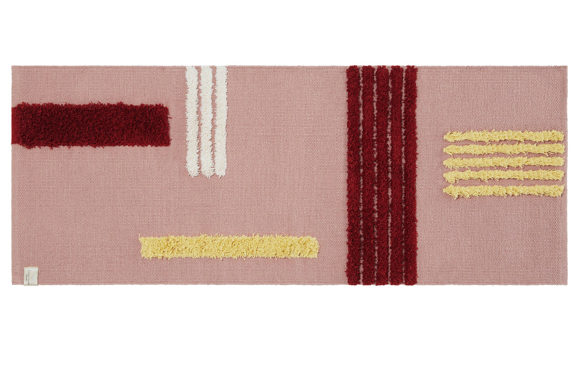 Quiet Town Reyes Rose Cotton Bath Rug