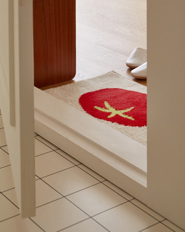 Matilda Tomato Pop Jacquard Non-Slip Bath Mat 40x60 cm